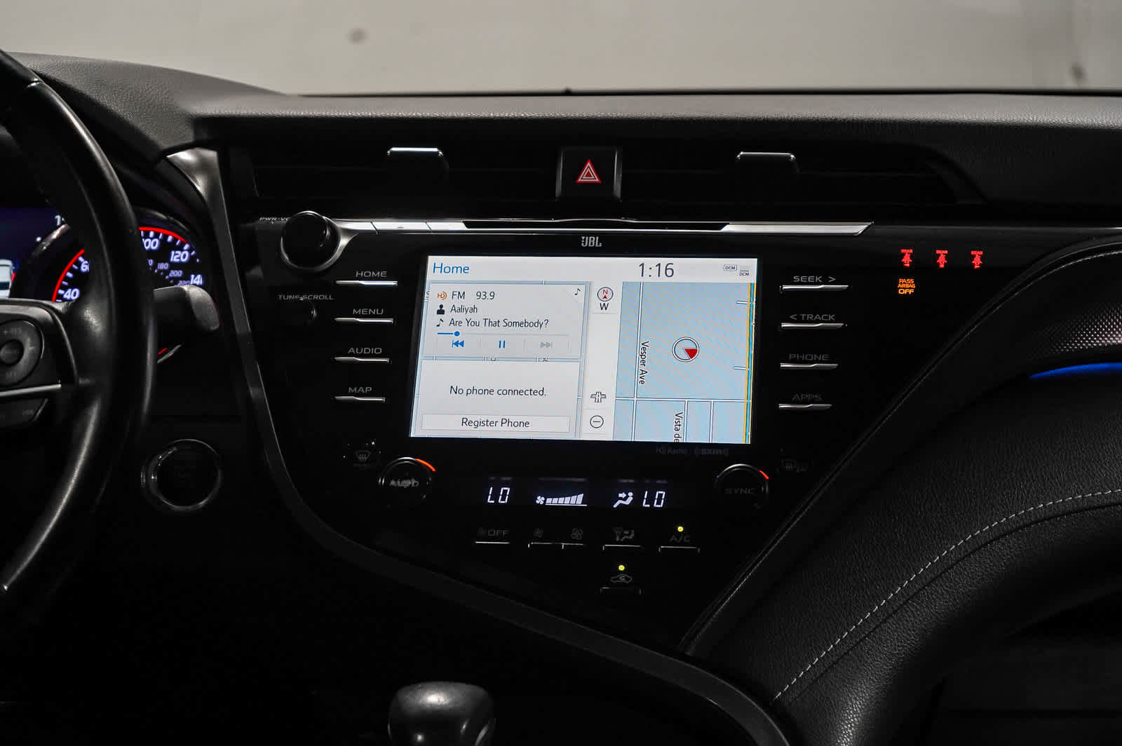 Used 2020 Toyota Camry XSE w/ Navigation Package FWD image 14