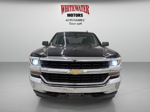 Used 2017 Chevrolet Silverado 1500 LT w/ All Star Edition AWD/4WD image 6