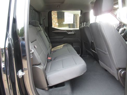 Used 2025 GMC Sierra 1500 Elevation w/ Preferred Package AWD/4WD image 9