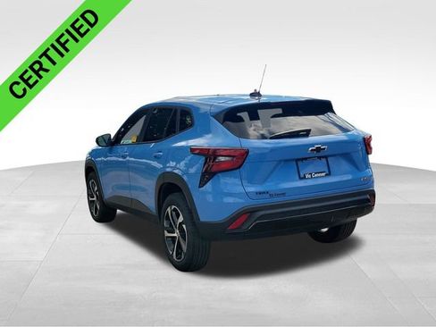 Certified 2024 Chevrolet Trax RS w/ Driver Confidence Package FWD image 5