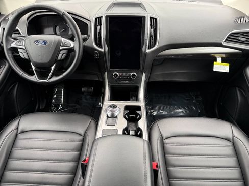 Used 2024 Ford Edge SEL AWD/4WD image 13