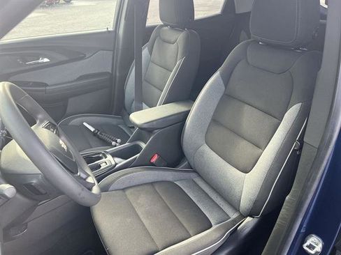 Used 2023 Chevrolet TrailBlazer LT w/ Convenience Package image 36