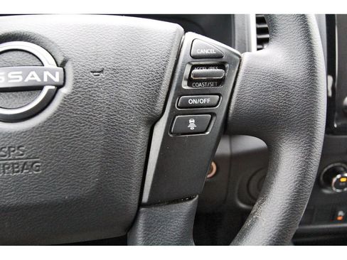 Used 2024 Nissan Frontier SV w/ Technology Package RWD image 16