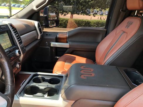 Used 2019 Ford F250 King Ranch w/ King Ranch Ultimate Package AWD/4WD image 20