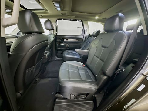 Used 2022 Kia Telluride SX w/ Towing Package image 30