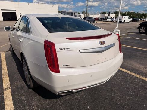 Used 2017 Cadillac XTS Vsport Platinum AWD/4WD image 4