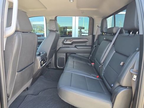 Certified 2023 GMC Sierra 1500 SLT w/ SLT Premium Package AWD/4WD image 15