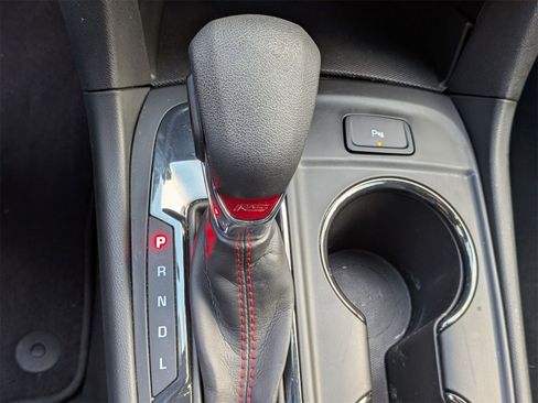 Used 2022 Chevrolet Equinox RS image 25