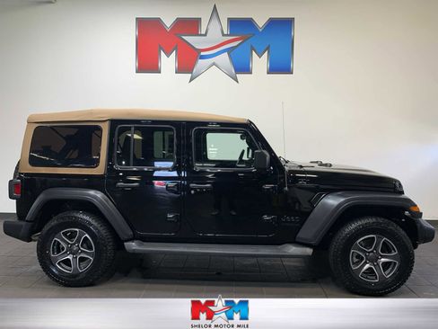 Used 2020 Jeep Wrangler Unlimited Sport image 1