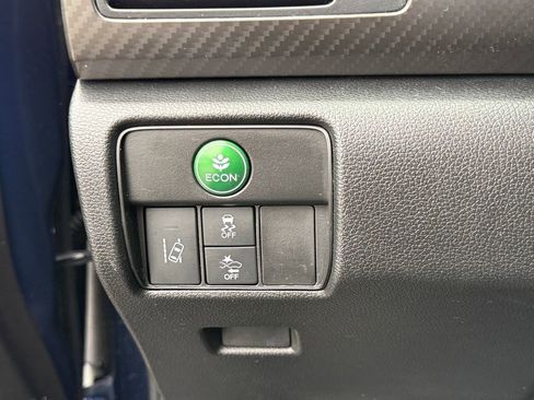Used 2016 Honda Accord Sport image 19