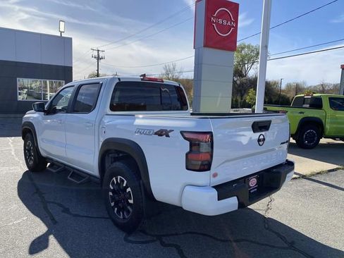 Used 2024 Nissan Frontier PRO-4X w/ Off-Road Protection Package AWD/4WD image 6