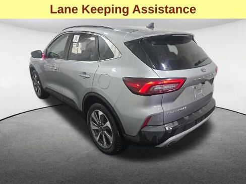 Used 2024 Ford Escape Platinum AWD/4WD image 8