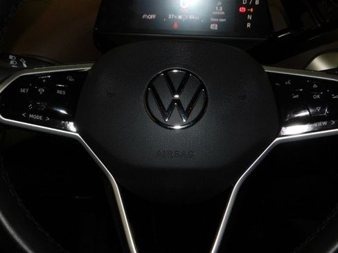 Used 2023 Volkswagen ID.4 Pro image 28