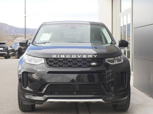 Used 2025 Land Rover Discovery Sport S image 5
