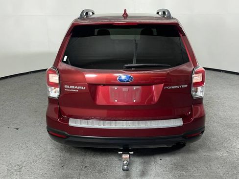 Used 2018 Subaru Forester 2.5i Premium w/ Popular Package #2A AWD/4WD image 4