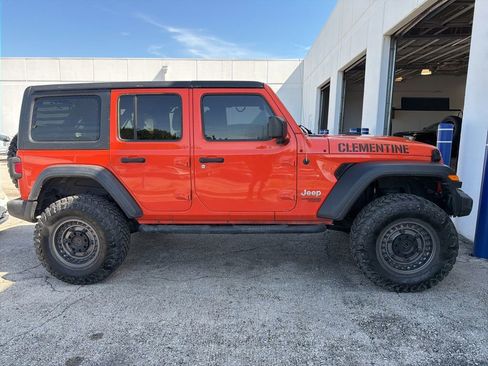 Used 2020 Jeep Wrangler Unlimited Sport S AWD/4WD image 2
