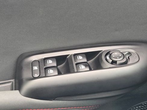 Used 2021 Toyota Tacoma TRD Pro AWD/4WD image 5