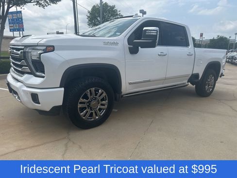 Used 2024 Chevrolet Silverado 2500 High Country w/ High Country Premium Package image 7