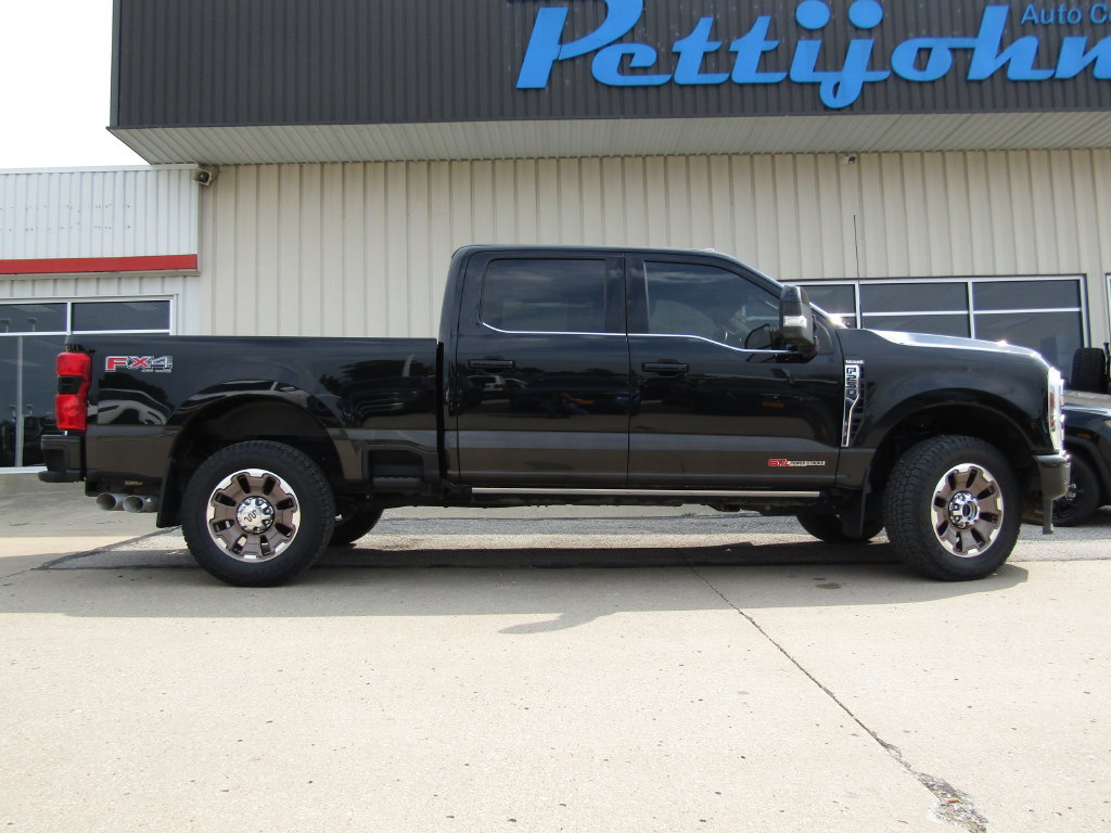 Used 2024 Ford F250 King Ranch AWD/4WD image 2