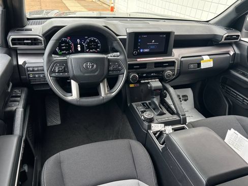 New 2026 Toyota 4Runner TRD Off-Road Premium AWD/4WD image 3