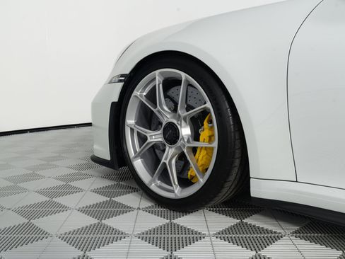 Used 2024 Porsche 911 GT3 image 51