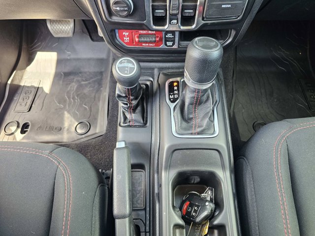 Certified 2021 Jeep Wrangler Unlimited Rubicon AWD/4WD image 27