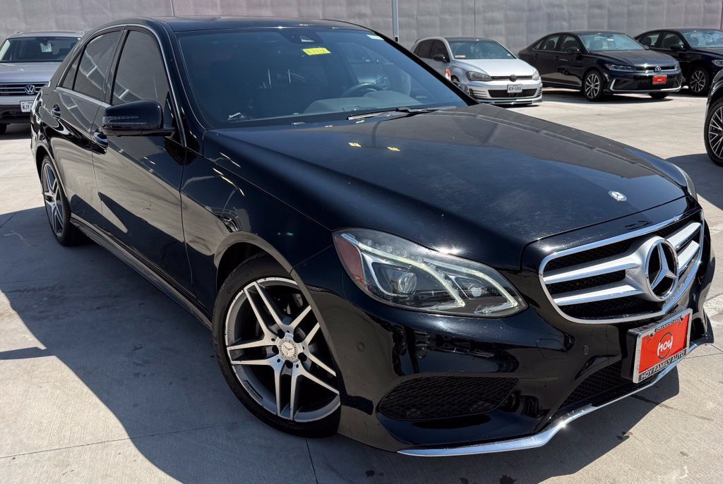 Used 2015 Mercedes-Benz E 400 Sedan image 1