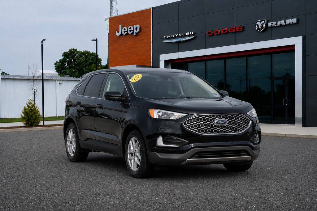 Used 2024 Ford Edge SEL AWD/4WD image 1
