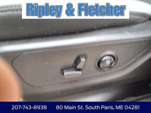 Used 2021 RAM 1500 Big Horn image 12