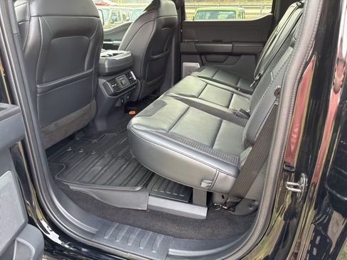 Used 2022 Ford F150 Raptor w/ Equipment Group 801A High AWD/4WD image 19
