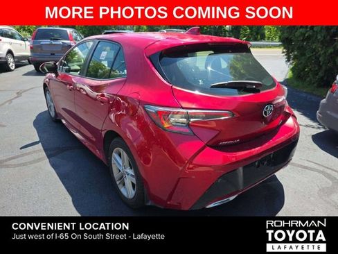 Used 2022 Toyota Corolla SE w/ SE Preferred Package FWD image 2