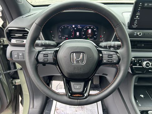 Used 2026 Honda Passport TrailSport Elite image 13