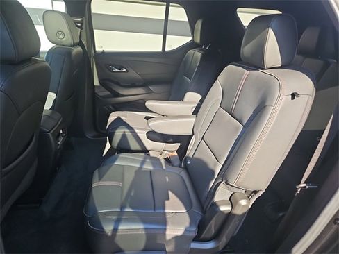 Certified 2023 Chevrolet Traverse RS image 26