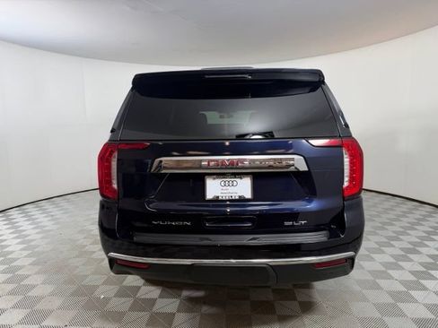 Used 2022 GMC Yukon XL SLT w/ SLT Premium Package AWD/4WD image 6