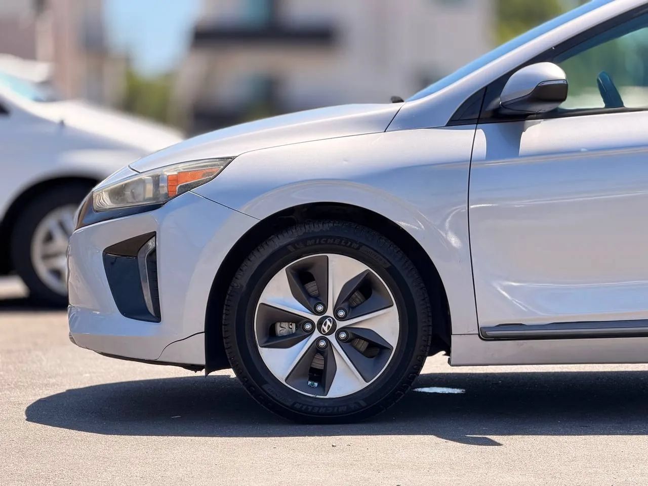 Used 2019 Hyundai Ioniq Electric FWD image 8