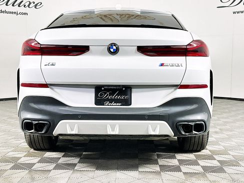 Used 2024 BMW X6 M60i w/ Dynamic Handling Package image 5