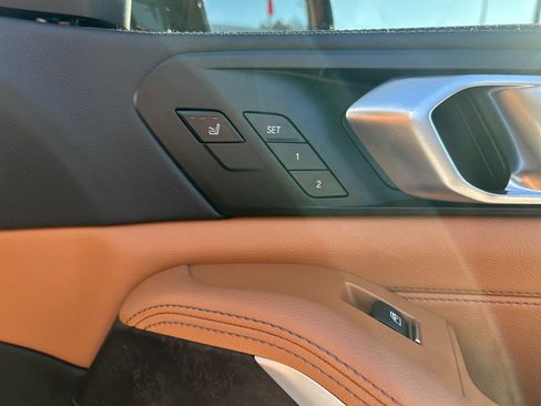 Used 2022 BMW X5 sDrive40i w/ M Sport Package image 23