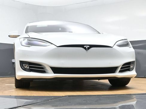 Used 2020 Tesla Model S Performance AWD/4WD image 49