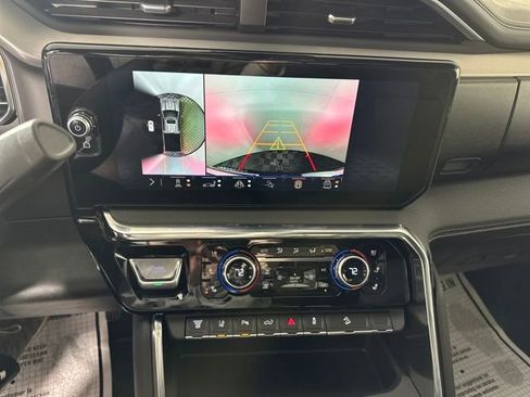 New 2025 GMC Sierra 2500 Denali w/ Denali Reserve Package image 22