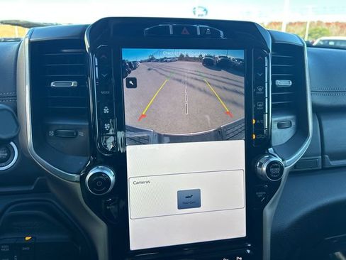 Used 2024 RAM 2500 Laramie image 28