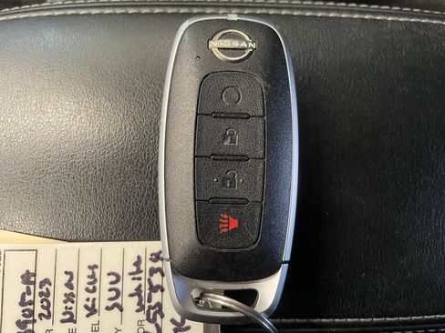 Certified 2023 Nissan Kicks SV image 18