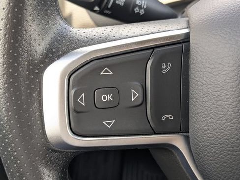Used 2025 RAM 1500 Warlock AWD/4WD image 24