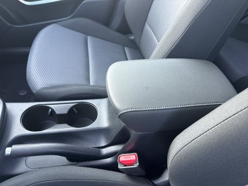 Used 2025 Kia Soul LX w/ LX Technology Package FWD image 20