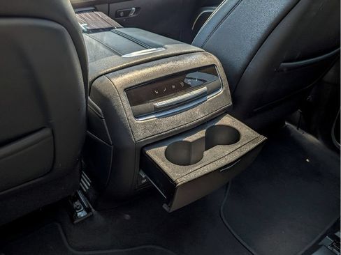 Used 2023 Cadillac Escalade Sport AWD/4WD image 30