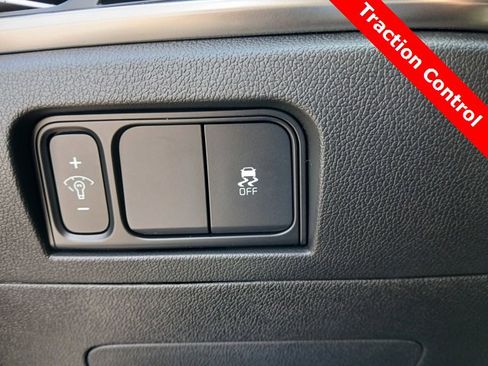 New 2025 Kia Sorento S w/ Panoramic Sunroof Package image 35