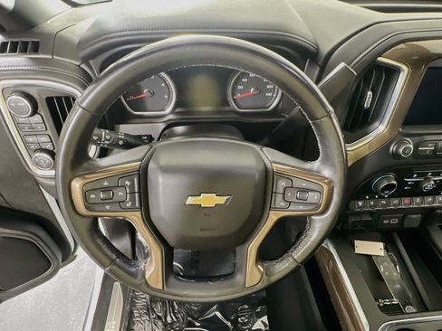 Used 2021 Chevrolet Silverado 2500 High Country AWD/4WD image 11