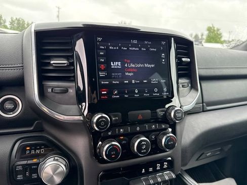 Used 2021 RAM 1500 Laramie AWD/4WD image 24