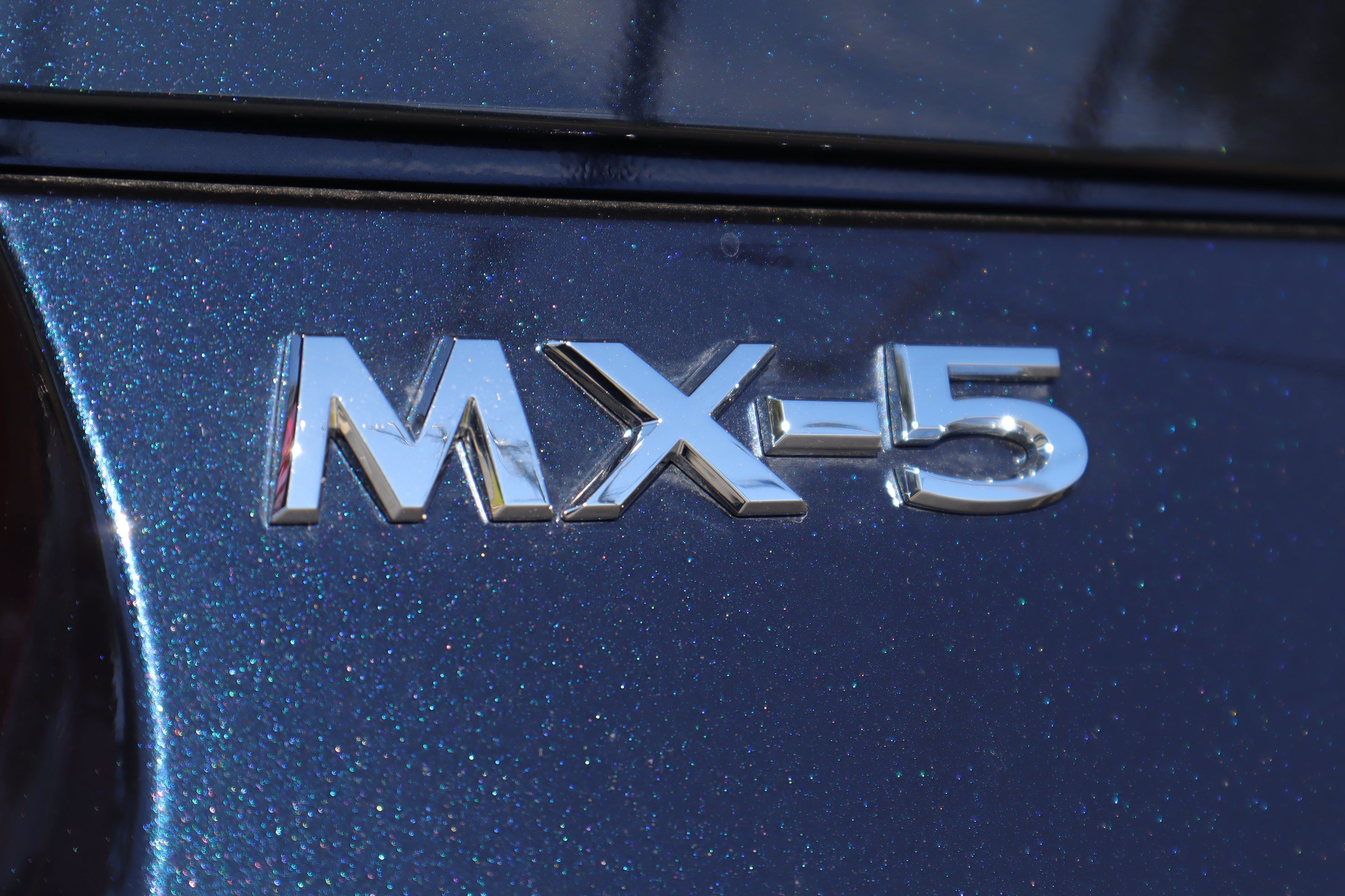 Certified 2025 MAZDA MX-5 Miata Club w/ Weather Package RWD image 33