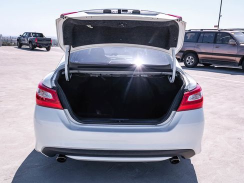Used 2016 Nissan Altima 2.5 SV w/ Convenience Package FWD image 27
