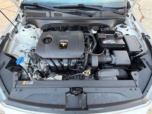 Used 2019 Kia Forte LXS image 23